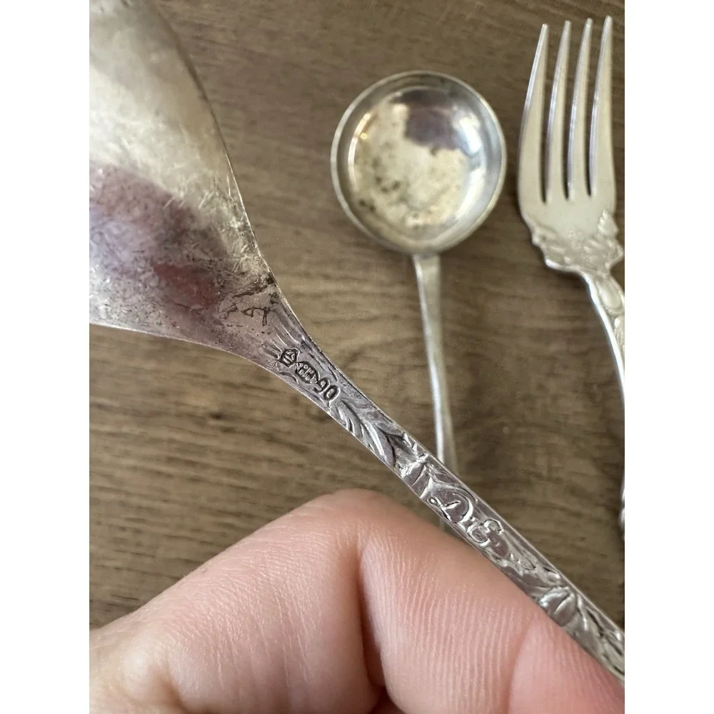 Antique 1902 Wallace Floral Meat Fork & Mixed Vintage Silverplate Lot (5pcs)